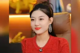 羊有跪乳之恩，鸦有反哺之义，为人子女者个万谨记百善孝为先。视频封面