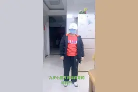九岁小宝自编自导的科目三，阳光明媚的小男孩