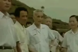 1985年，黄维回到江西老家视频封面