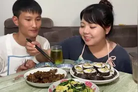 日本媳妇第一次吃“知了猴”，馋到远在日本的二舅哥！有这么香？视频封面