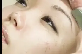 最新女士修面刮脸视频封面