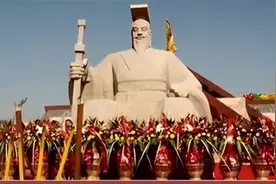 黄帝后裔姓氏揭秘：这12个姓里有你的吗？很可能哦！视频封面