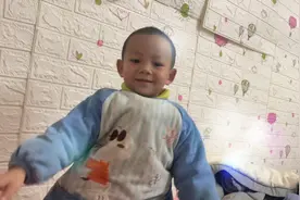 我家的小祖宗，虽然年纪不大，但是已经是我们家的小霸王了。视频封面