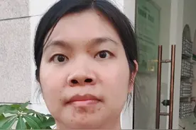 听美女调理斜视和近视的过程
戴眼镜16年
👍👍✌