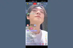 毛姐和顾姐开头亲上了，没录上