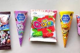 小伙伴们快来尝尝水果味棒棒糖，巧克力味零食，写作业的奖励哦！视频封面