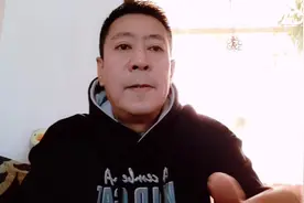 中韩冠军战，十人海港队客场3：1击败蔚山HD，展现球队整体实力。视频封面