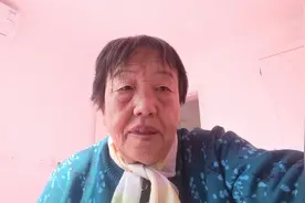 华夏始祖黄帝改善发明了很多项目，使人民的生活有3很大中山步。