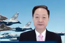 歼16与美战机激战！追尾怒锁，滚转逼缠，击退"大灰狼"！视频封面