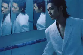 #肖战#锻炼前后期的对比：猛男的身材清纯的脸，这谁能扛得住啊