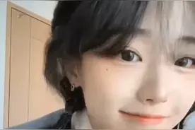 韩国小姐姐在家热舞，最后竟然直接换装视频封面