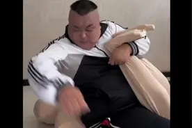 不同年级遇到主任 "天天拍好剧 "视频封面