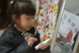 你家孩子会这样吗？我这是我家的黑科技神兽@小西米是只淘气喵