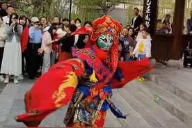 超慢动作 揭密川剧 如何变脸视频封面