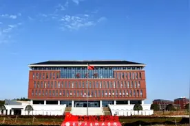 长沙卫生职业学视频封面