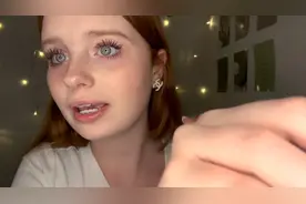 ［助眠向］Keara 善良受欢迎的女孩在课堂上玩弄你的头发