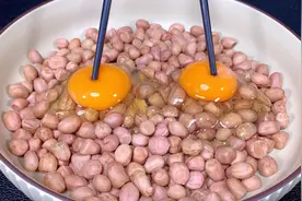 花生米不要炒着吃了，教你一个新做法，香甜酥脆，出锅孩子抢着吃视频封面