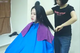 小姐姐剃后脑勺视频封面