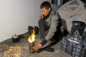 骑行进入西藏  和龙舌兰一起晒太阳  露营做饭野火飘忽让人捉急视频封面