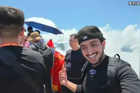 沙特博主登华山栈道，勇攀张家界！！！视频封面