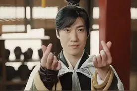 皇室大逆转：太子变草民，惊险避斩，身份互换奇遇记！视频封面