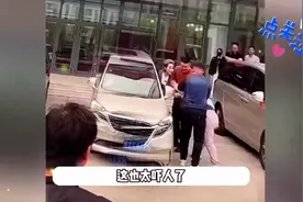 叶童遇到“疯狂粉丝”——情商、大度太招人了😍😍😍😍