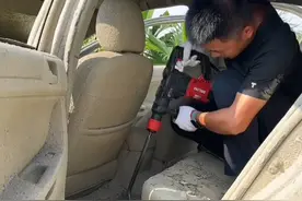 #沉浸式洗车 #泡水车 #汽车内饰清洗 #沉浸式解压洗车
