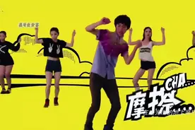 庞麦郎：从<我的滑板鞋>到如今，草根歌手的十年沉浮路！视频封面