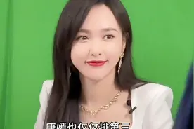内娱模特出道的十位最美女星，你觉得哪位最漂亮呢？视频封面
