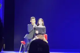 文松爆笑现场教学谈恋爱的正确方式