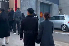 带女朋友走亲戚，被父母认可的爱情，是朋友的知悉，是双向奔赴。视频封面