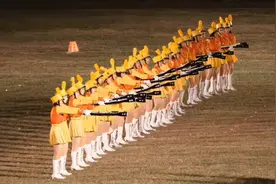 青春荷尔蒙，火力全开。学生表演视频封面