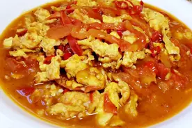 难怪饭店的西红柿炒鸡蛋那么好吃，原来诀窍这么的简单，一看就会