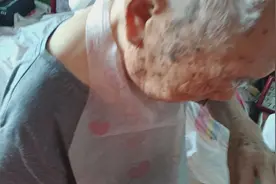日常护理：老人的细心照料视频封面