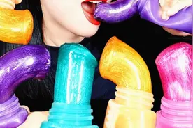 Abbey🦋🦋|蜂蜜特辑声控吃播|香甜诱人的蜂蜜吃完牙都掉了视频封面