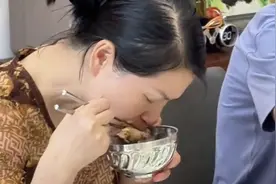 终于知道红姐为何被骂，椰子鸡大战背后的真相！