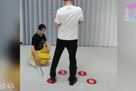 哇塞！老婆教老公跳舞竟现神操作，画面直接刷屏爆棚！看视频视频封面