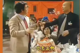 李国盛《怪声独唱》陈佩斯不愧是小品王，上来就活跃了气氛视频封面