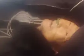 看见我岳父岳母就真的可怜。他没有儿子，只有女儿女儿又不管不问视频封面