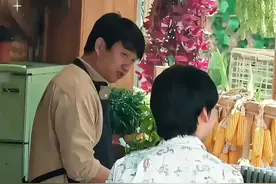 原来一个人的教养和学历无关，真正的教养都是刻在骨子里的视频封面