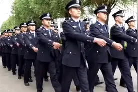 近视戴眼镜还能报考警校吗？当然可以，但是有条件……#创作灵感视频封面