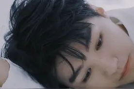 浅浅代入一下王俊凯女友视角，是谁的嘴角一直压不下来~视频封面