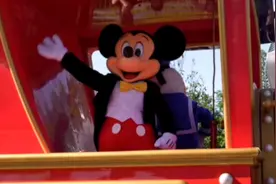 迪士尼度假区玩偶打卡合集，约着朋友一起去打卡吧视频封面