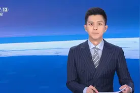 央视：海陆空三军开始围台实战演训！警告台独：这可不是演习！视频封面