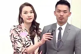 林丹谢杏芳同框秀恩爱！男方因孕期出轨口碑崩，与妻子AA制生活视频封面
