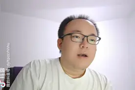 交警大队长沉迷当榜一大哥，给主播疯狂刷礼物视频封面