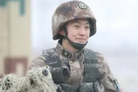 十大猛虎特战女兵吴海燕，具有三栖军人特点，一起看看到底有多猛