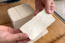 想吃豆腐不用买了，自己在家就能做，1斤豆子做2斤豆腐，太好吃了