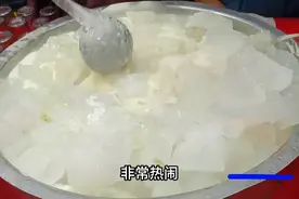 超人气冰镇鲜奶葡萄汁一定要用玻璃杯，仅2块钱，葡萄用完就收摊视频封面