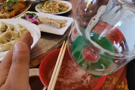 看看山西是怎么喝酒的视频封面